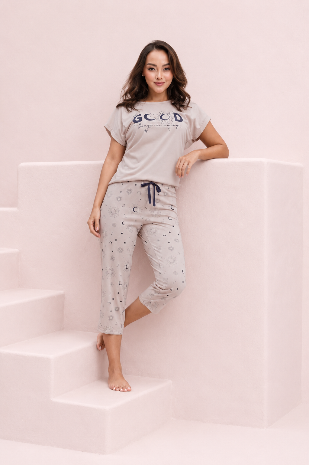 Pijama blusa manga corta rodada y capri