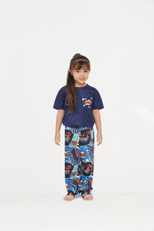 Pijama para niña manga corta y pantalón Comics