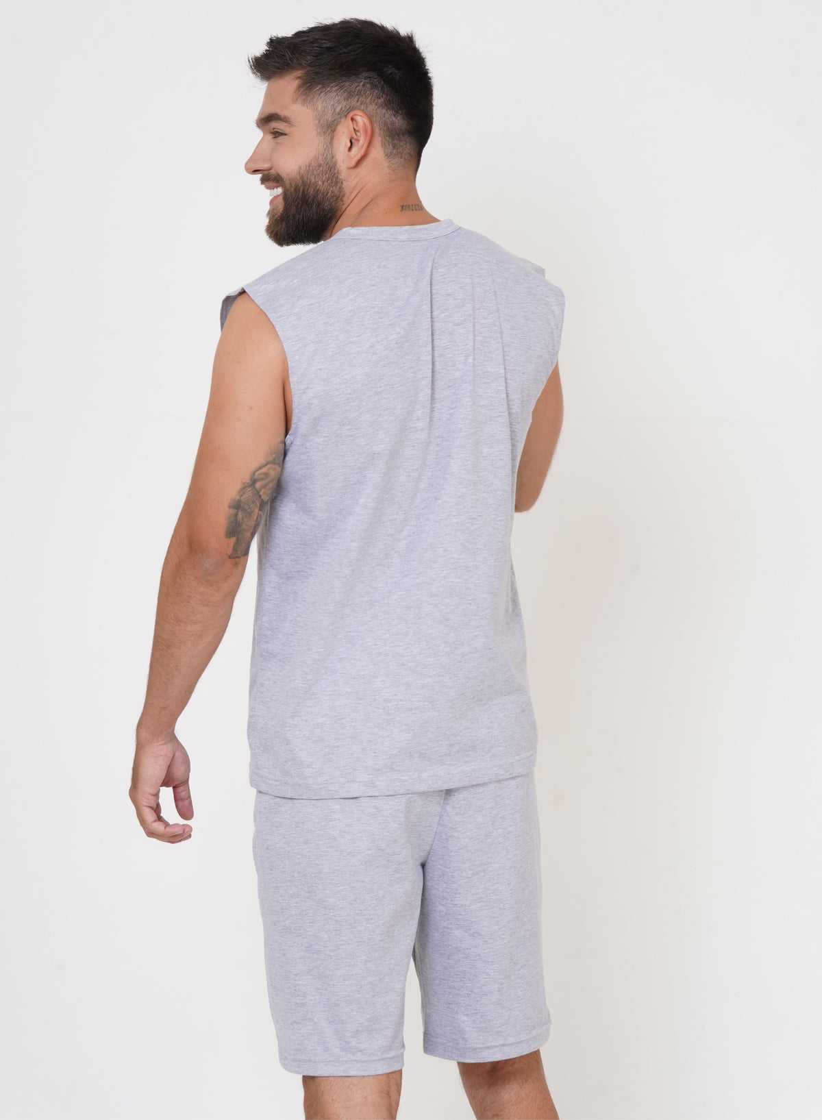 Pijama para hombre manga sisa y bermuda Ref 45902