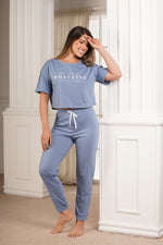 Pijama para mujer conjunto de manga corta y jogger whatever